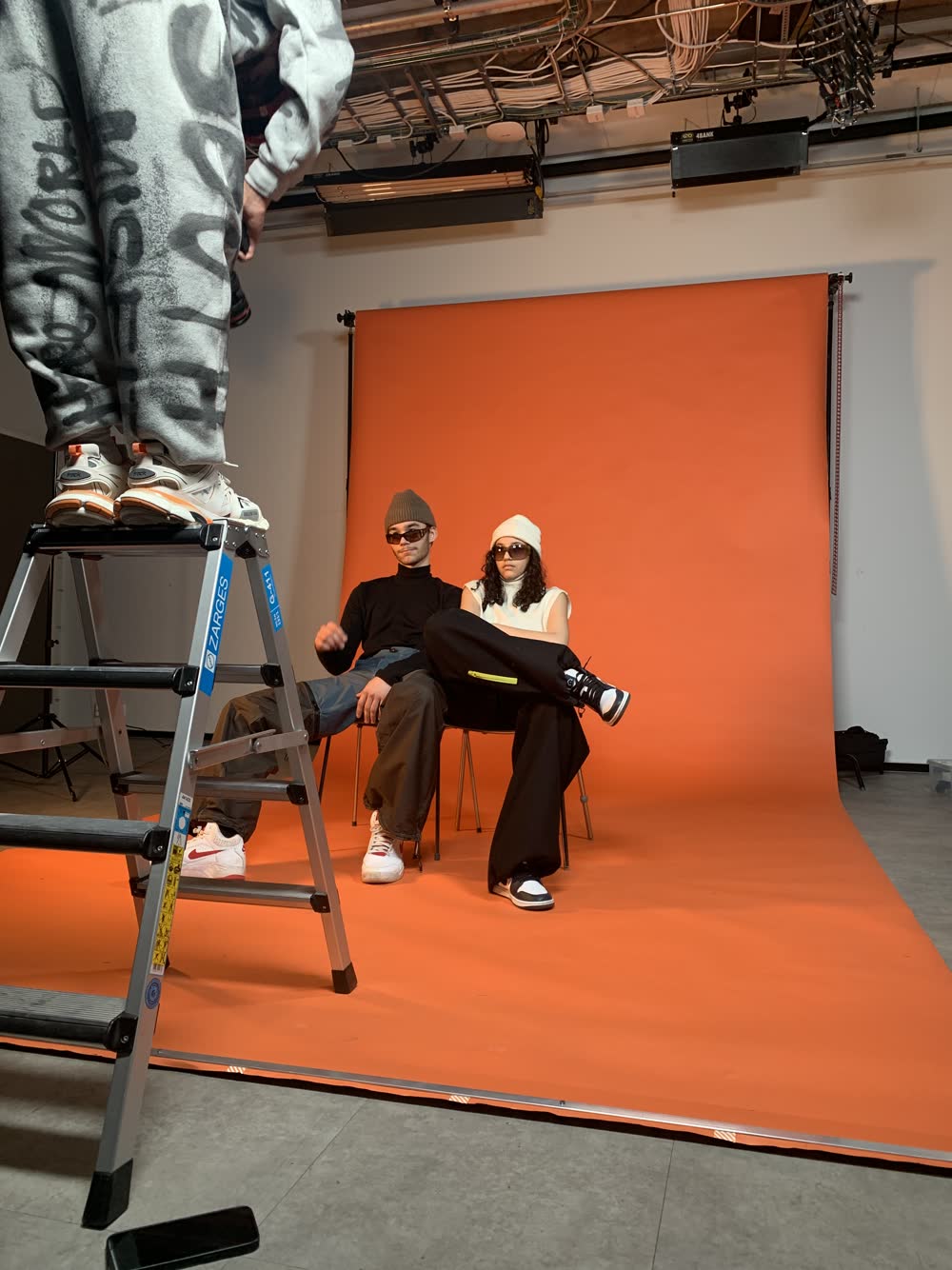 Behind the scenes 5